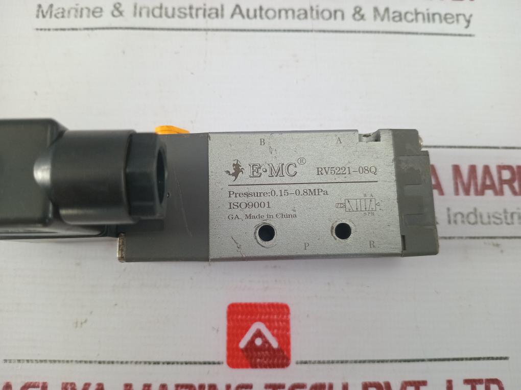 Emc Rv5221-08Q Pneumatic Solenoid Valve 0.15-0.8Mpa Dc24V