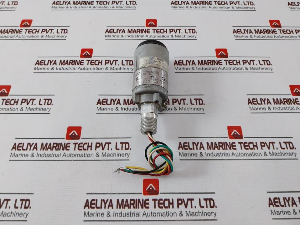 Emerson 775Xd11I1Wa3Wk9 Smart Wireless Thum Adapter 30Vdc Ip66 Ex Ia Iic T4