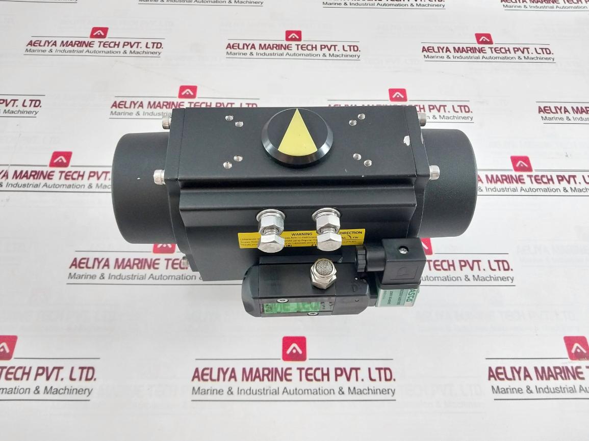 Emerson F89E-009 Sr10 Pneumatic Rack And Pinion Actuator 8.3 Bar (120 Psi) 230V