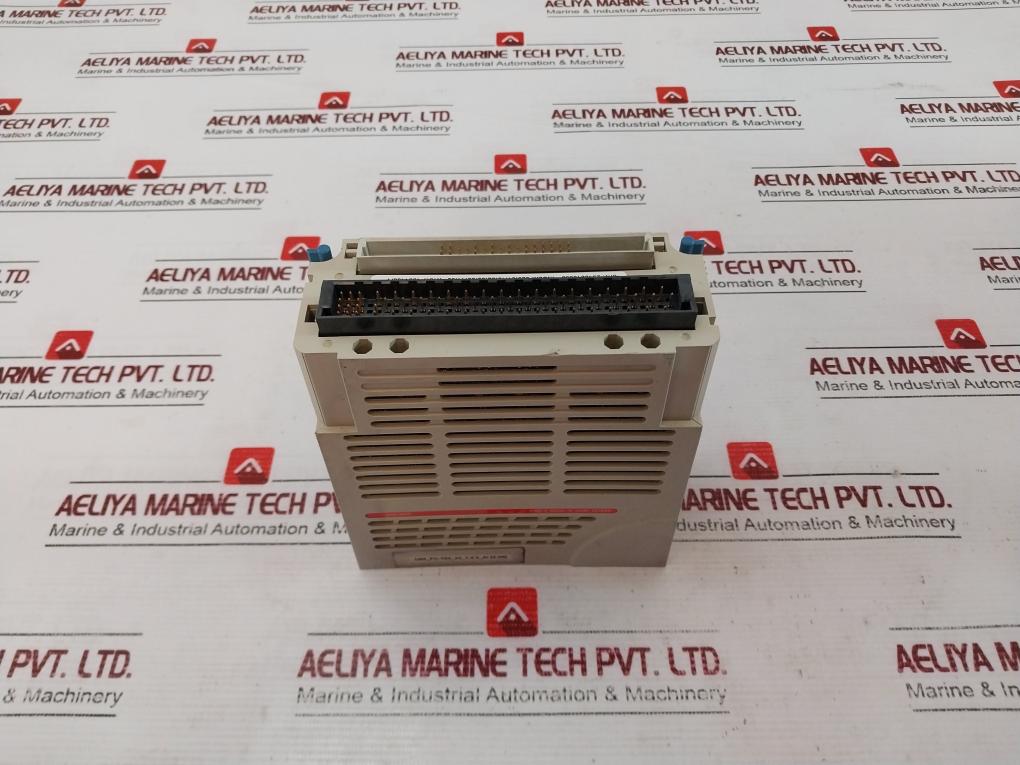 Emerson Ovation 5X00070G01 Analog Input Module 1P00018G (Minor Housing Damage)