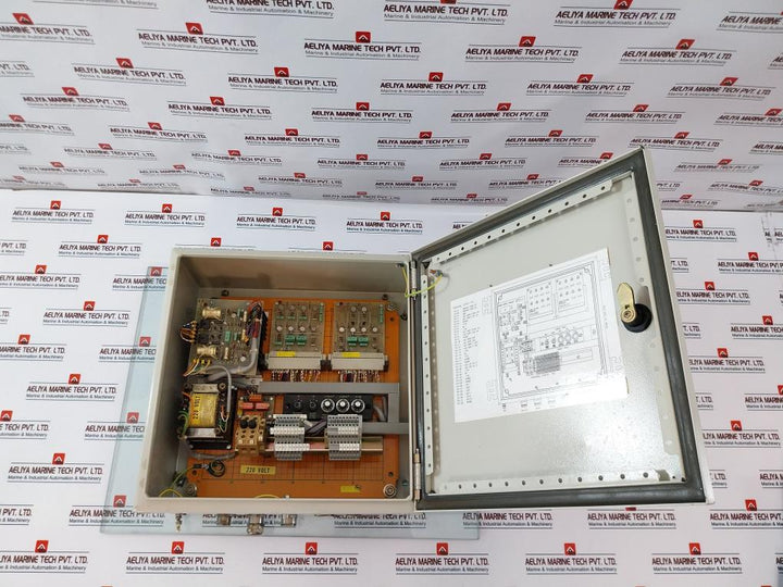 Emri Cxc10 Accelerometer Amplifier & Supply Box 1-20Hz 220 Volt