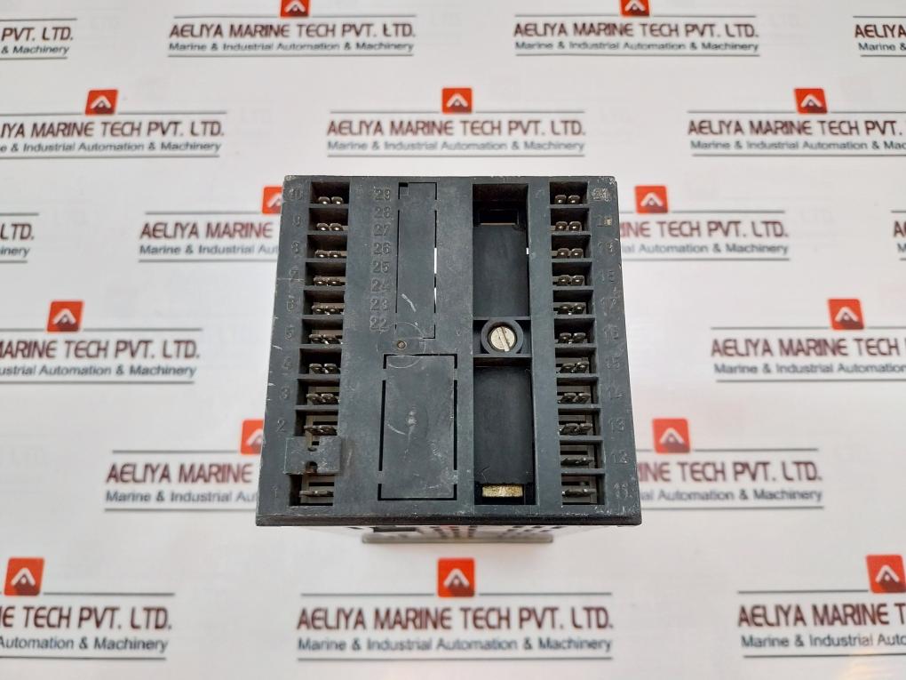 Endress+Hauser Xr25 Industrial Controller 230/115V 48…62Hz 10Va