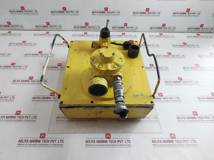 Enerpac R-ad665 Pneumatic Air Hydraulic Pump Power Pack 700 Bar/10000 Psi