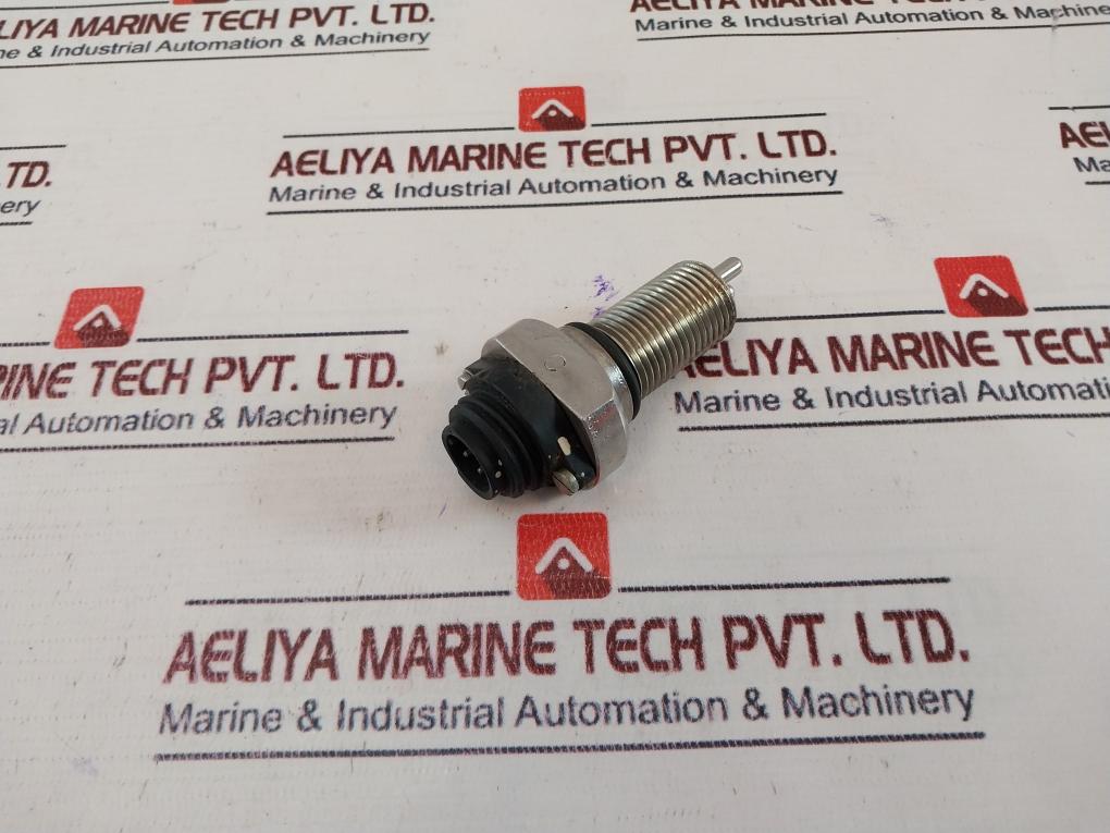 Engine Oil Pressure Switch