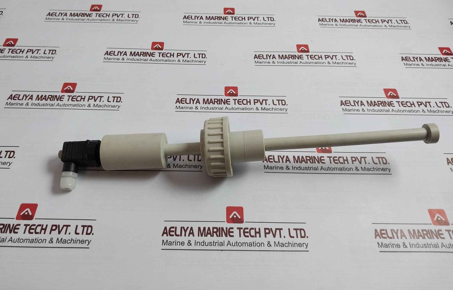 Engler Namw-2.345 Level Transmitter 24Vdc 0-10V Dn32 D40