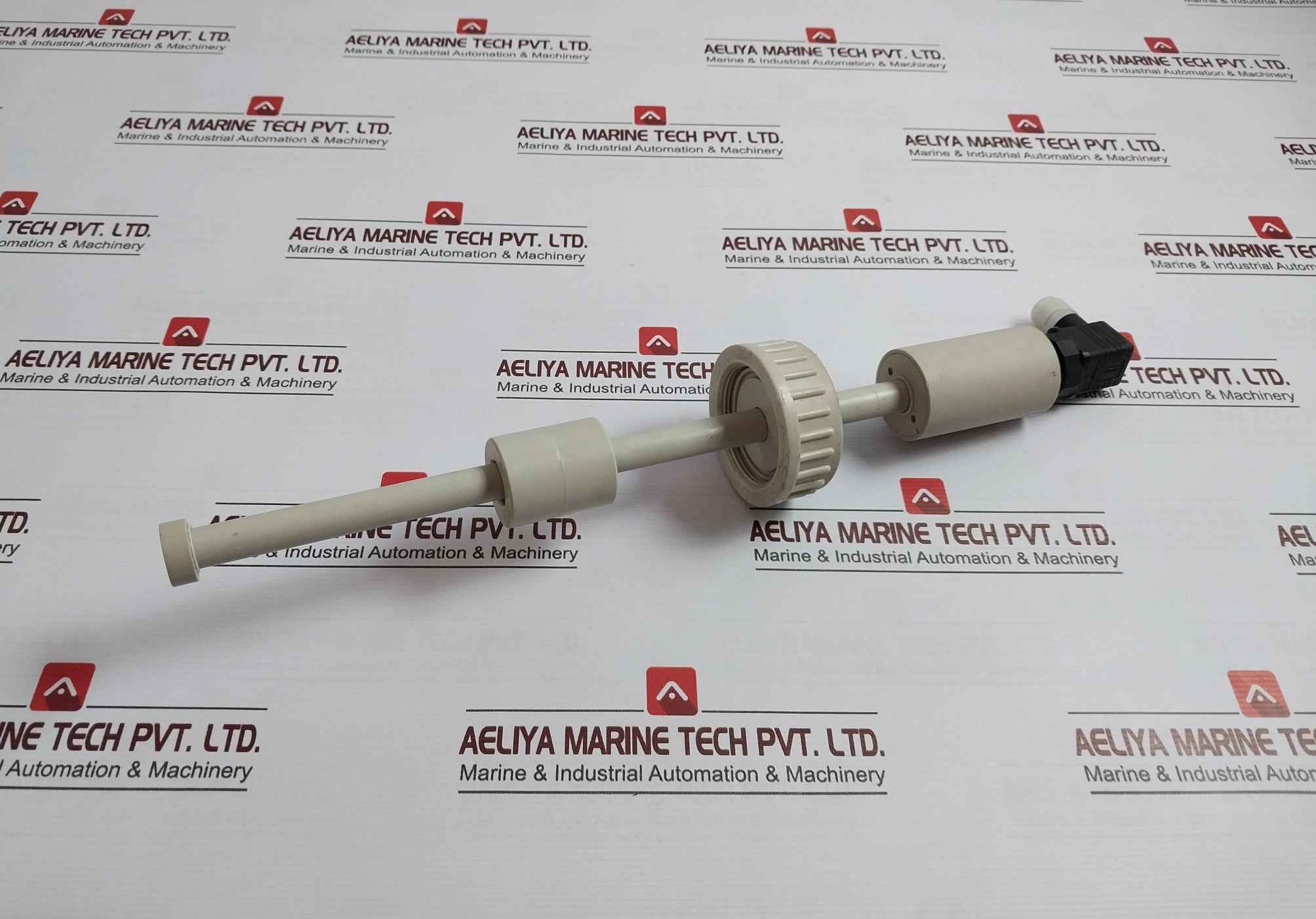 Engler Namw-2.345 Level Transmitter 24Vdc 0-10V Dn32 D40
