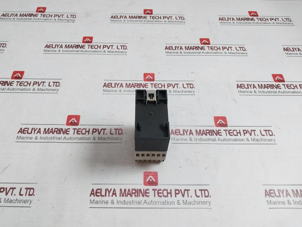 Entrelec 2.440.012.12 Multifunction Timer Max 380V 6A 50/60Hz Vde 0435