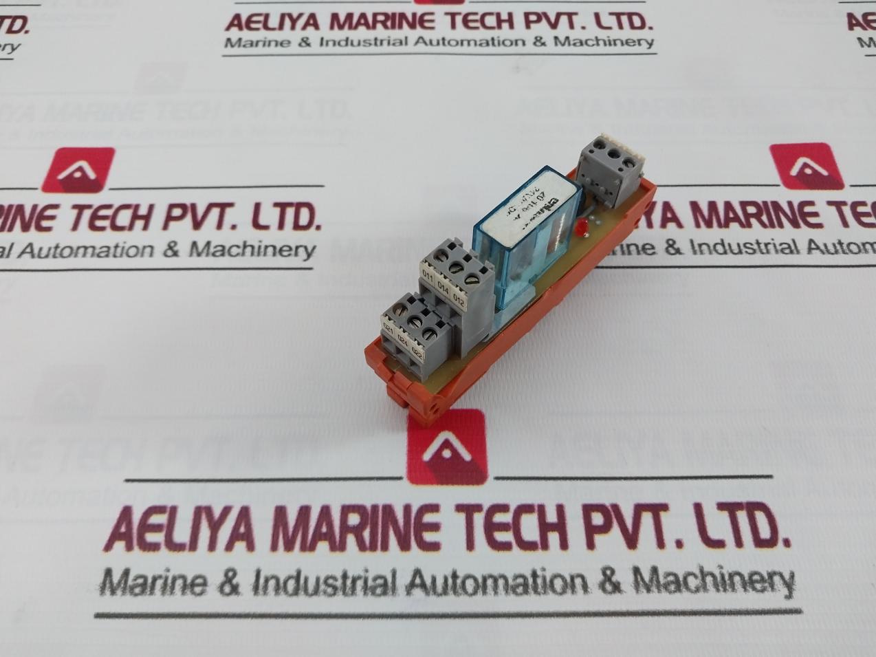 Entrelec 20 106.26 Finder Relay Module 24Vac Dc