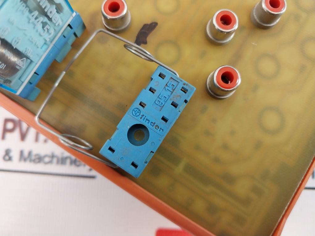 Entrelec 44.52, Ent. Mute #3 Relay Module Pcb