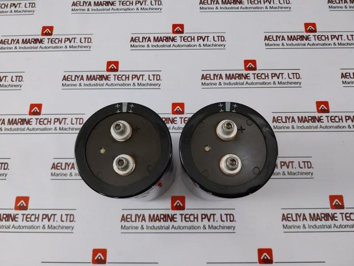 Epcos B43455-s4828-q1 Aluminum Electrolytic Capacitor 8200 Μf (Q) 350v