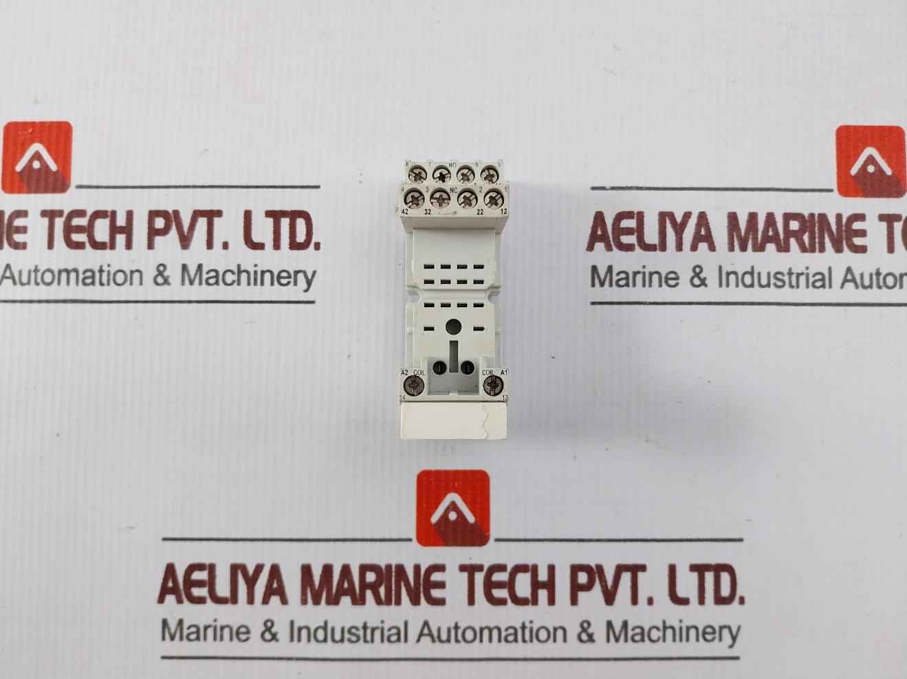 Es 15/4N Relay Socket 10A 300Vac