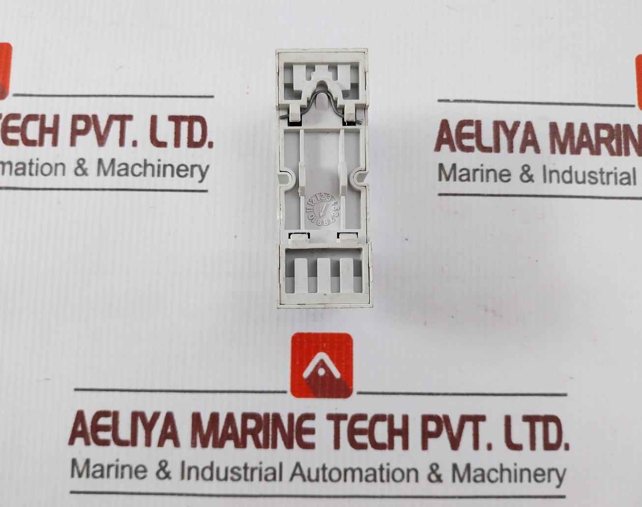 Es 15/4N Relay Socket 10A 300Vac
