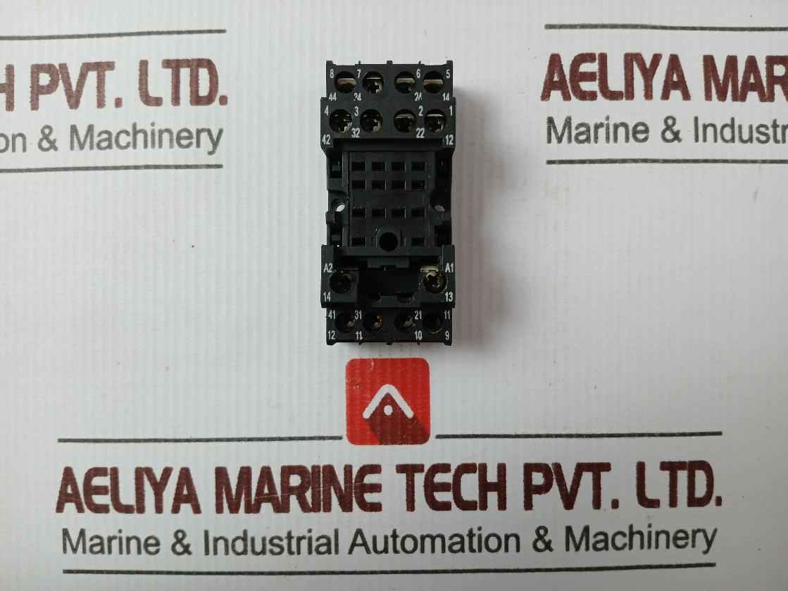 Es 15/4 Relay Socket 7A 300V Ac