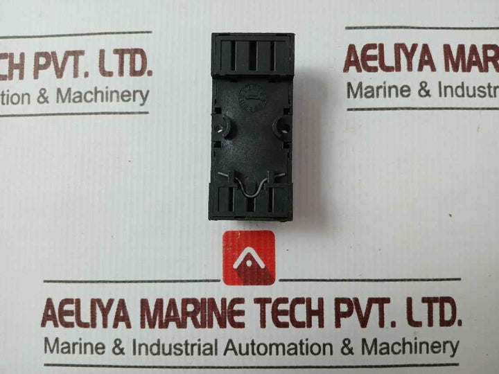 Es 15/4 Relay Socket 7A 300V Ac