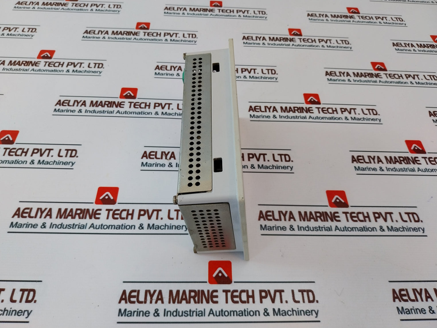 Esa Vt155W00000 Touch Screen Operator Interface Panel 24Vdc (Display Damage)