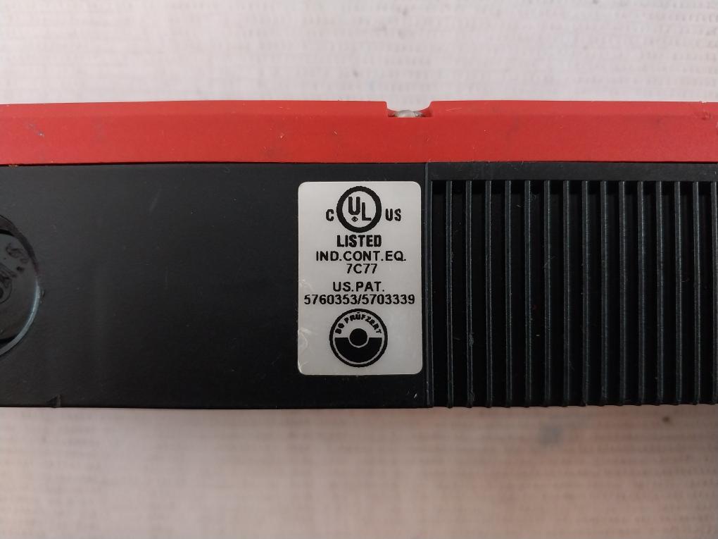 Euchner Tp3-4131A024M Safety Switch Tp With Door Monitoring Contact 084129