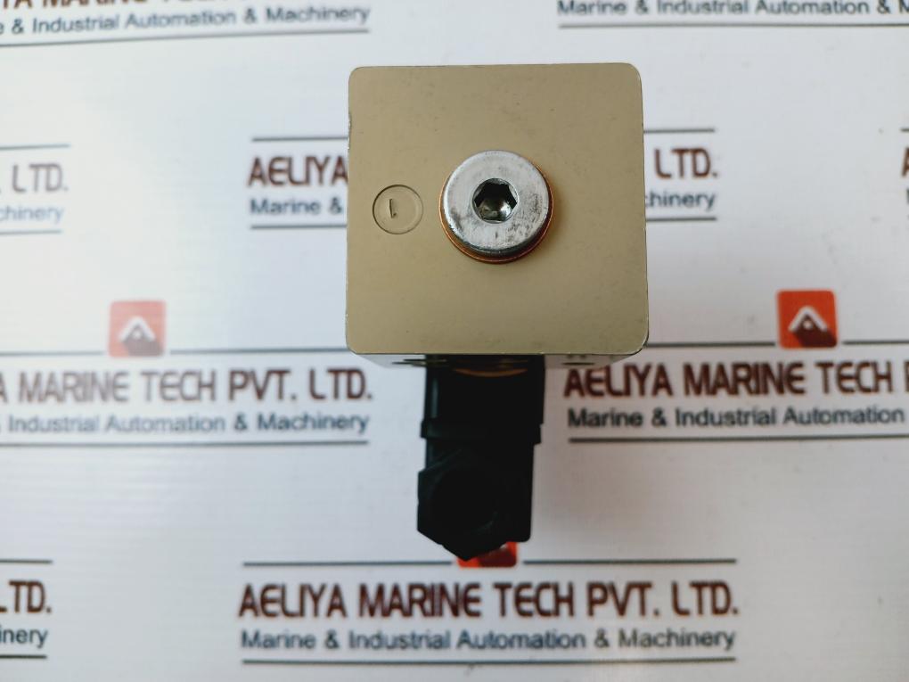 Eugen Seitz 118.100.024N Solenoid Valve IP54 24VDC