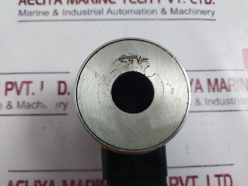 Eugen Seitz 118.100.024N Solenoid Valve 24V DC -40C to 60C