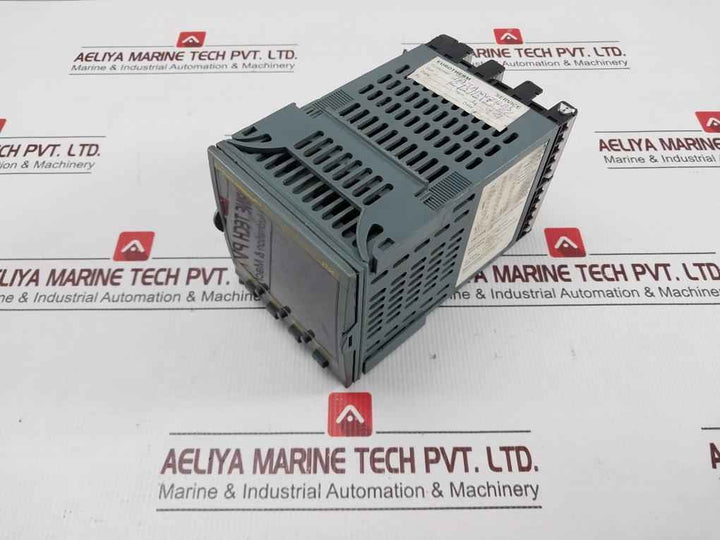 Eurotherm 2704f Advanced Multi-loop Temperature Controller 2a 240vac 20w