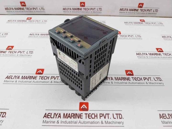 Eurotherm 2704F Temperature Controller 0-10V 0-20Ma