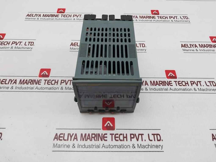 Eurotherm 2704 Temperature Controller 2A 230Vac 0-10V 0-20Ma