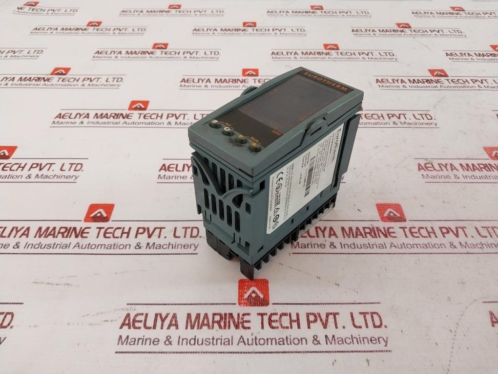 Eurotherm 3208 Temperature/ Process Controller 100-230Vac 2A 240Vac 12Vdc 12Ma