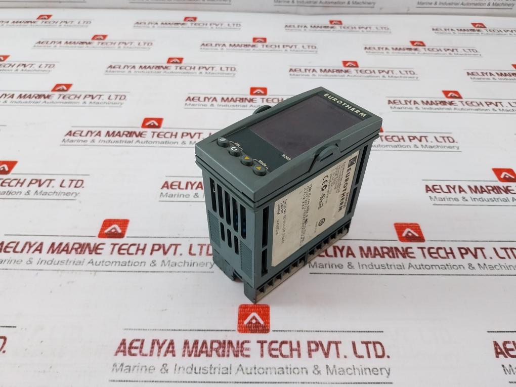 Eurotherm 3208 Temperature/ Process Controller 100-240vac 12vdc 0-10v 0-20ma