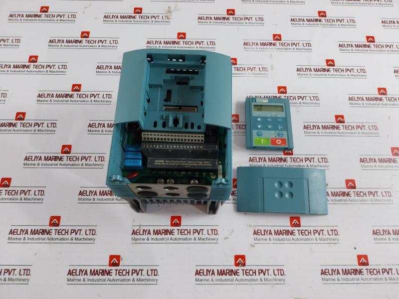 Eurotherm 605/040/230/3/F/0011/Uk/000 Inverter Drive 220-240Vac 3Ph 50/60Hz