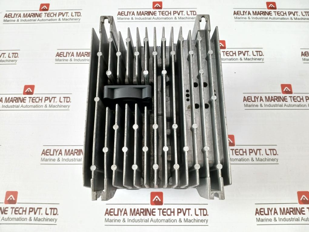 Eurotherm 605/040/400/3/F/0011/Uk/000 Internal Ssd Drive E142140 5V5