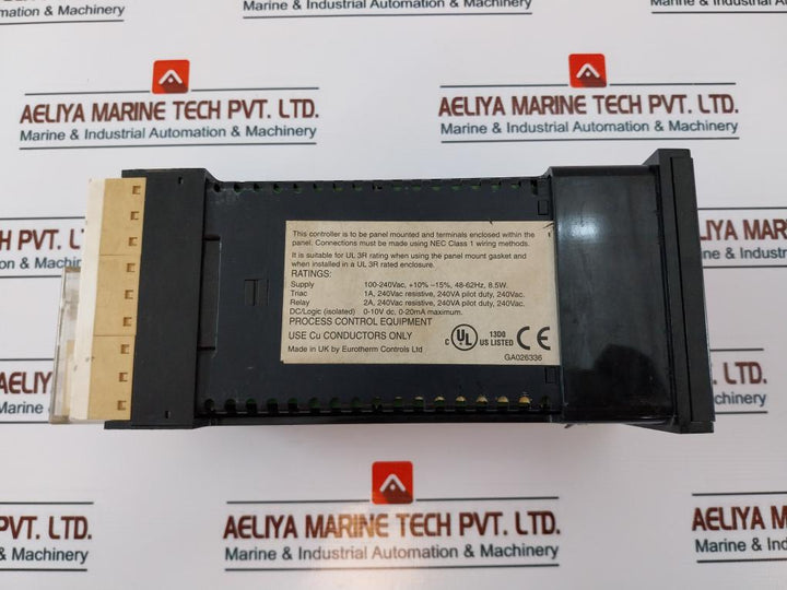 Eurotherm 818S Digital Temperature Controller 100-240Vac +10%-15% 48-62Hz 8.5W