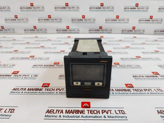 Eurotherm 818S Temperature Controller 100-240Vac, +10% -15%, 48-62Hz, 8.5W