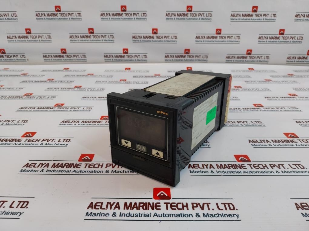 Eurotherm 818S Temperature Controller 100-240Vac, +10% -15%, 48-62Hz, 8.5W