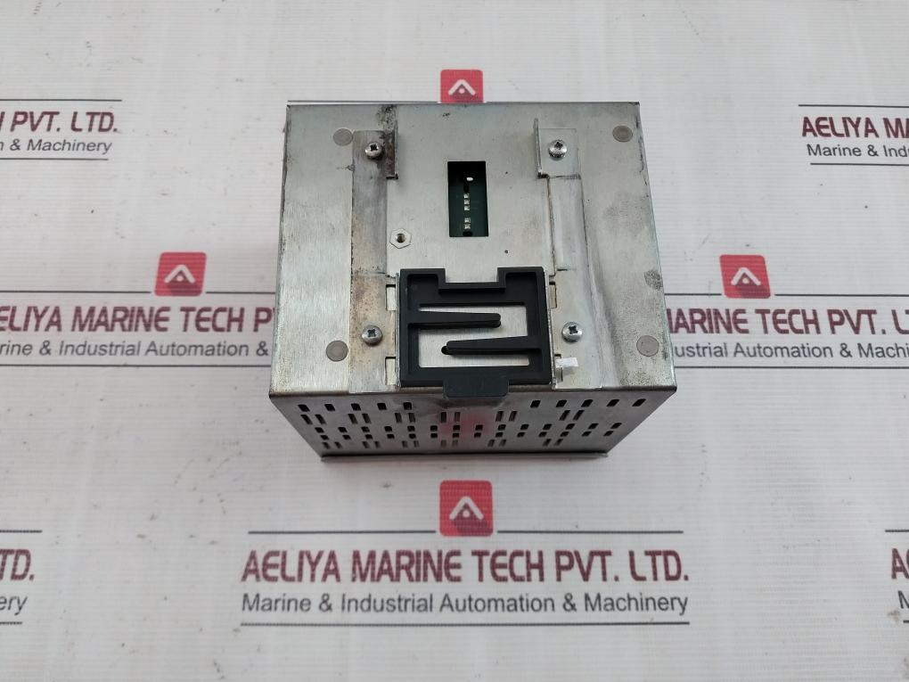 Eurotherm Modbus/Tcp Mini8 Loop Controller 18 Vdc To 28.8Vdc 15W 1A 42Vac/Dc