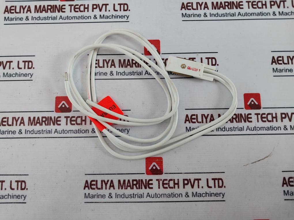 Eutrac 99-028-1/01 Power Rail Feed With Cable 12V 25A