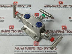 Excelock 3Vm/T-ss 316 Three Valve Manifold E306 Dm 6000 Psi E-7685/1435