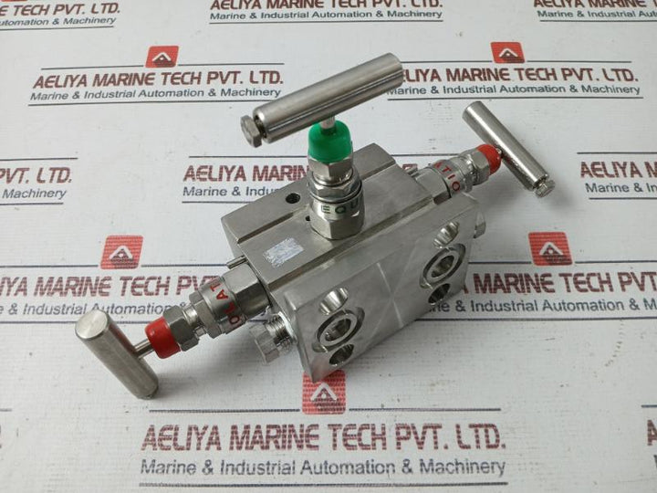 Excelock 3Vm/T-ss 316 Three Valve Manifold E306 Dm 6000 Psi E-7685/1435