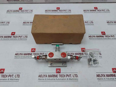 Excelock E306Dm/3Vm-t Valve Manifold 1/2"Npt X Flg.-ss316-nace 6000 Psi