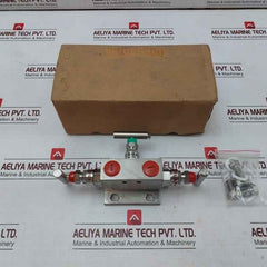 Excelock E306Dm/3Vm-t Valve Manifold 1/2"Npt X Flg.-ss316-nace 6000 Psi