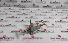 Excelock E306 Dm 3Vm/T-ss316L Three Valve Manifold -6000 Psi E-5756/128