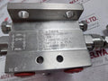 Excelock E306 Dm Three Valve Manifold 1/2