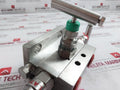 Excelock E306 Dm Three Valve Manifold 1/2