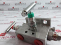 Excelock E306 Dm Three Valve Manifold 1/2