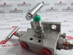 Excelock E306 Dm Three Valve Manifold 1/2" Npt (F) X Flg -6000 Psi 7461/001