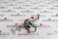 Excelock E306 Dm Three Valve Manifold 1/2
