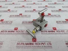 Excelock E367 Bb Two Manifold Valve 2Vm/F-hastelloy-c276 E-7690/001