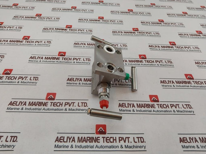 Excelock Ss316-3Wm/T Valve Manifold 6000 Psi