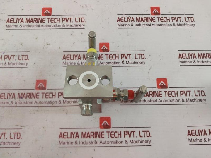 Excelock Ss316-nace Two Valve Manifold E4224 -6000 Psi