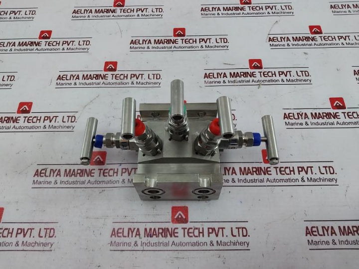 Excelock Svmf51123112 Five Valve Manifold 6000 Psi Ss 316 E502 Ff