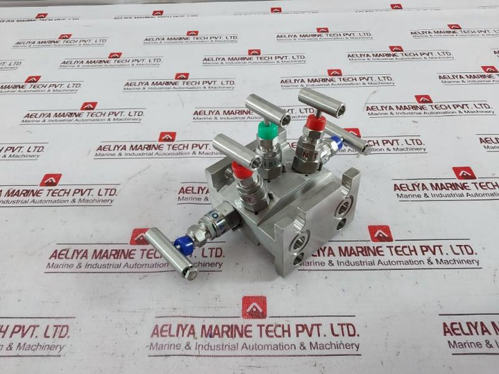 Excelock Svmf51123112 Five Valve Manifold 6000 Psi Ss 316 E502 Ff