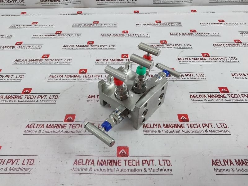 Excelock Svmf51123112 Five Valve Manifold 6000 Psi Ss 316 E502 Ff